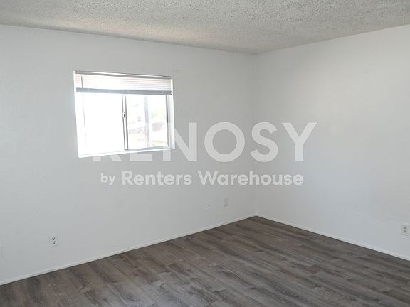 5th image of 1733 E Cambridge Ave APT 204