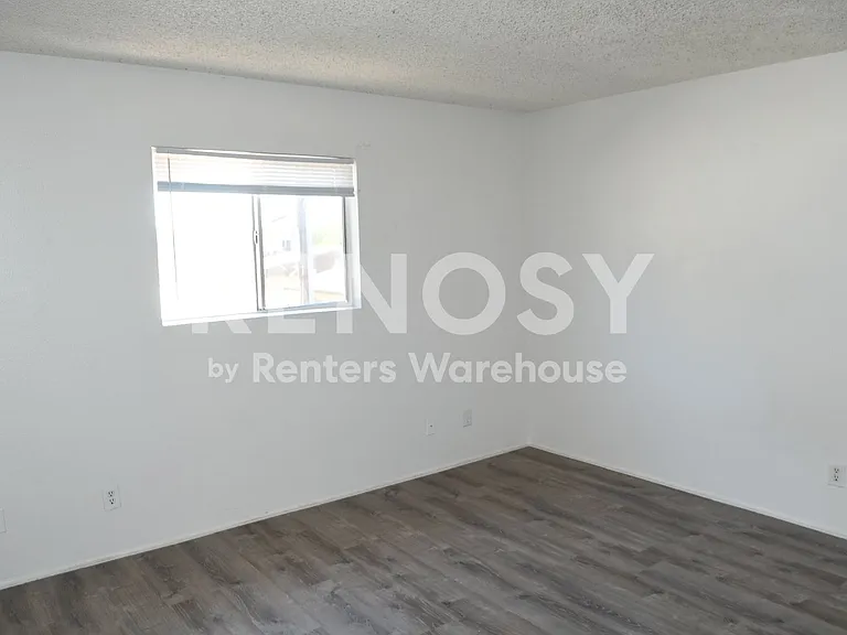 1733 E Cambridge Ave #204 — Photo 5