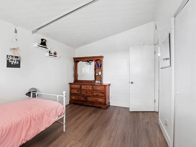 18603 Fairweather St — Photo 15