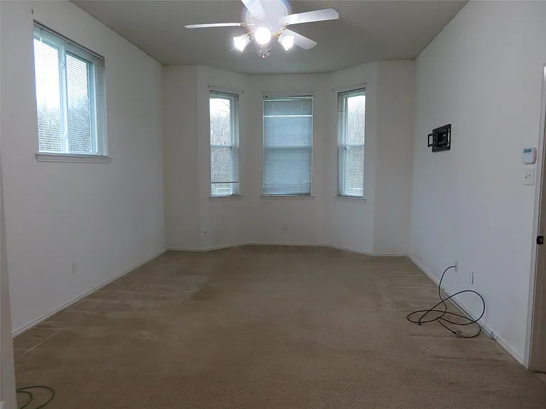 3098 Wildflower Way — Photo 12