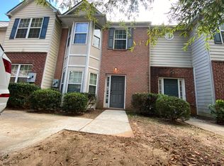394 Brookview Dr, Riverdale, GA 30274