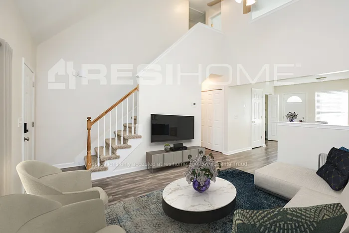 12 Middleton Ct — Photo 3