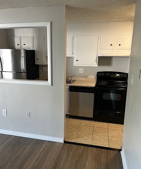 1289 Yukon St #101 — Photo 3