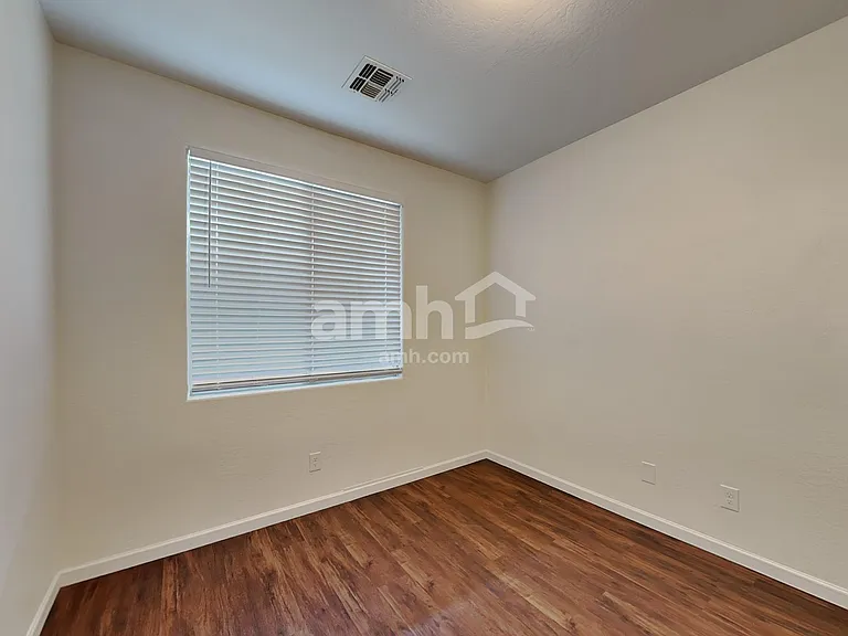 2476 W Lewis And Clark Trl — Photo 15