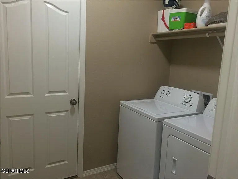 7008 Faxon Dr — Photo 3