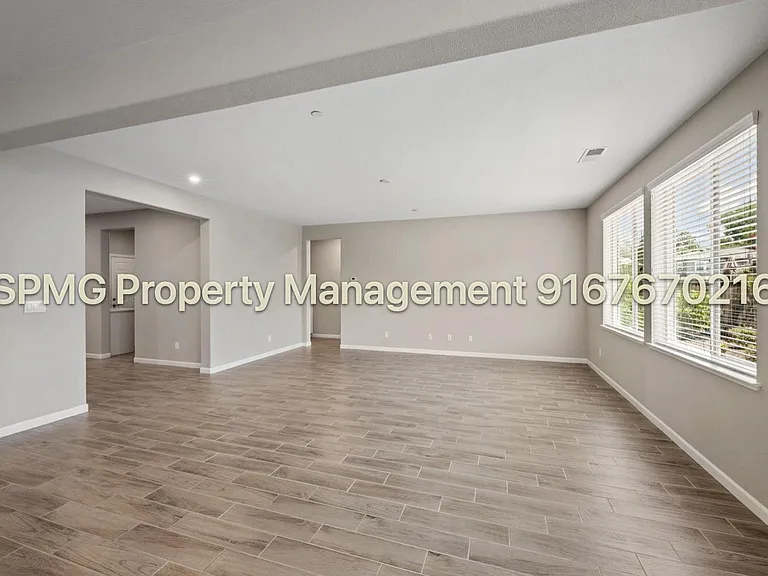 5649 Black Willow St — Photo 11