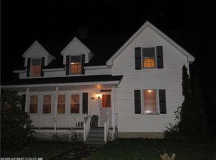 40 W Main St, Searsport, ME 04974