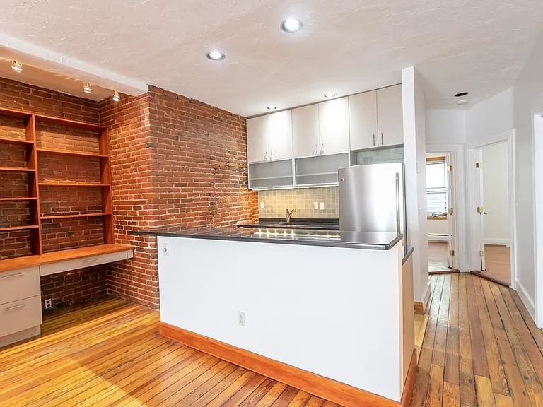 101 Cedar St #2 — Photo 12