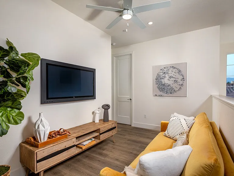 SolTerra Homes — Photo 22