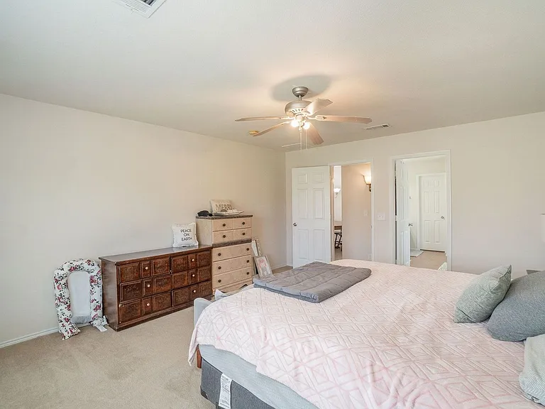 1327 Primrose Dr — Photo 18