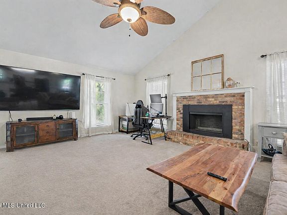 3rd image of 11076 Allen Rd