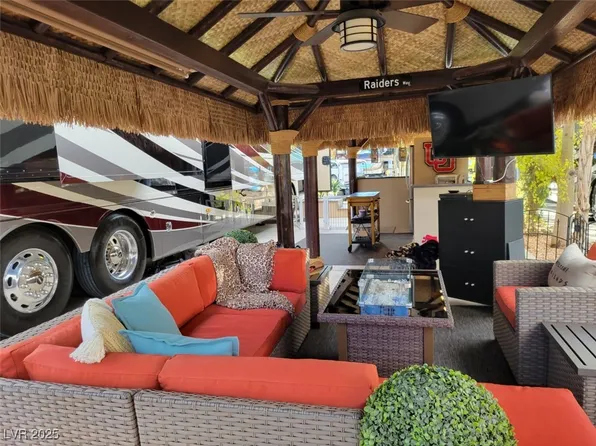 8175 Arville St #395, Las Vegas, NV 89139