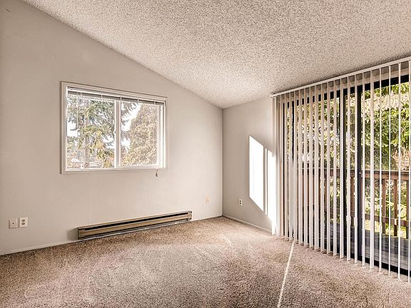 Bedroom with Balcony