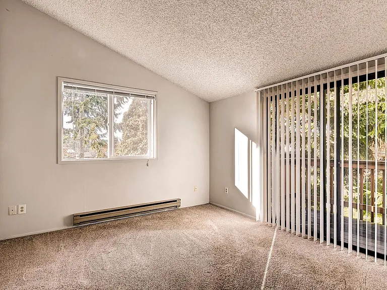 Bedroom with Balcony