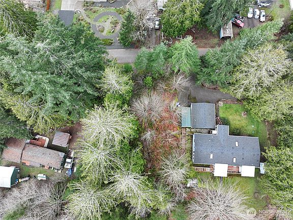 5th image of 0 SE Fuchsia Avenue