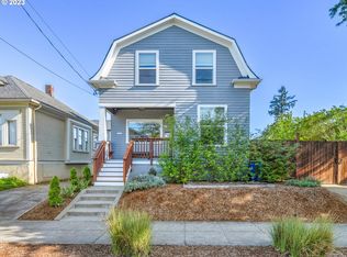 915 NE Sumner St, Portland, OR 97211