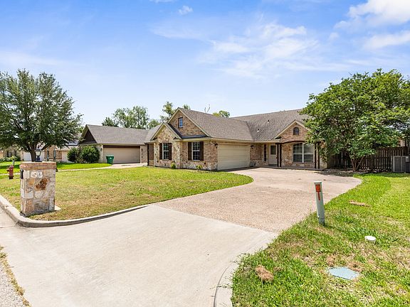 5th image of 3144 Lippizan St