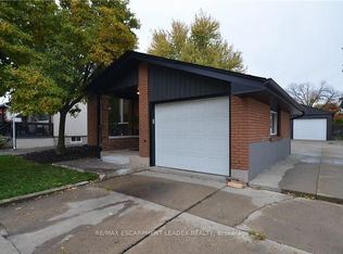 880 Upper Sherman Ave #B, Hamilton, ON L8V 3N1