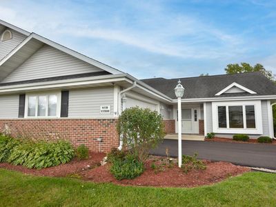 N119W17659 Cove LANE #21, Germantown, WI, 53022