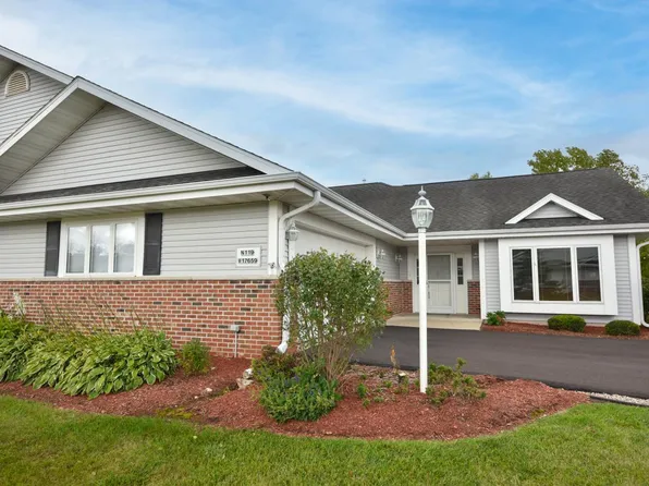 N119W17659 Cove LANE #21, Germantown, WI 53022