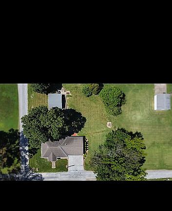 3rd image of 410 Taft St