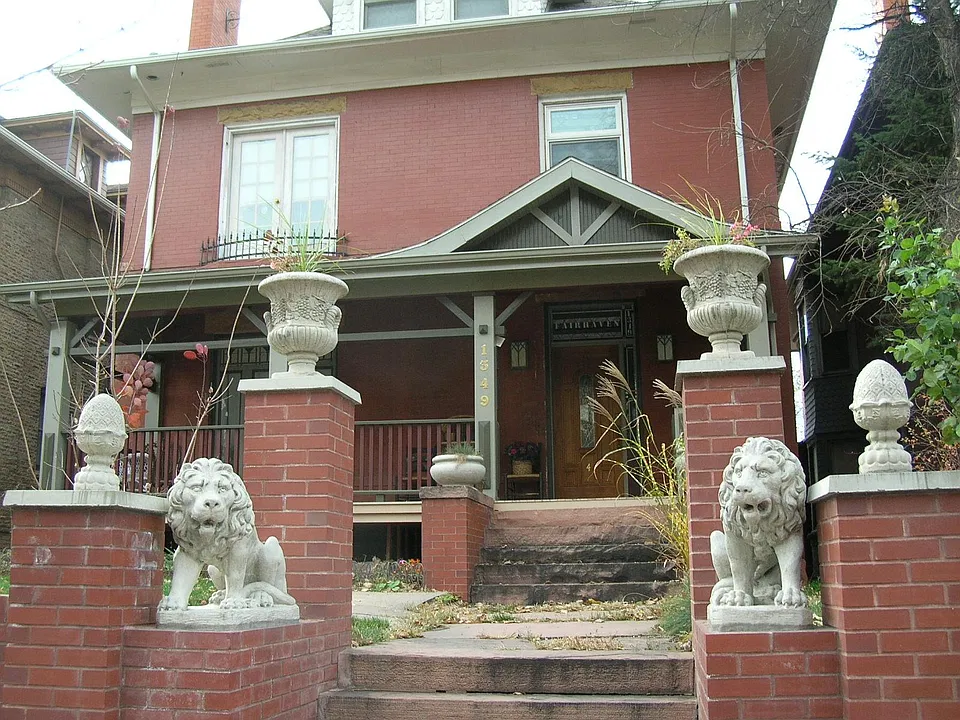 1349 Josephine St #5