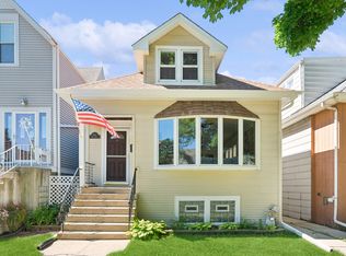 5111 W Dakin St, Chicago, IL 60641