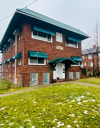 884 Copley Rd Photo 1