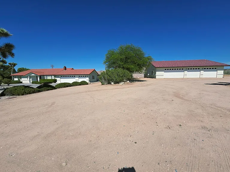 9039 Hermosa Ave — Photo 11