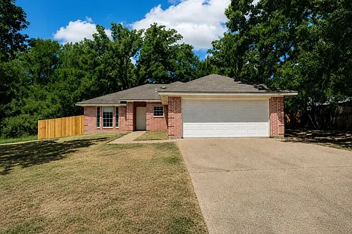 2404 Jaguar Ct Photo 1