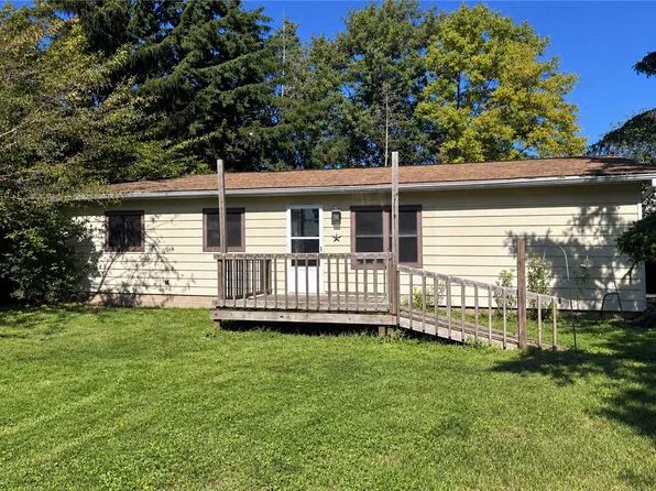 14927 Westbrook Rd, Brookville, OH 45309