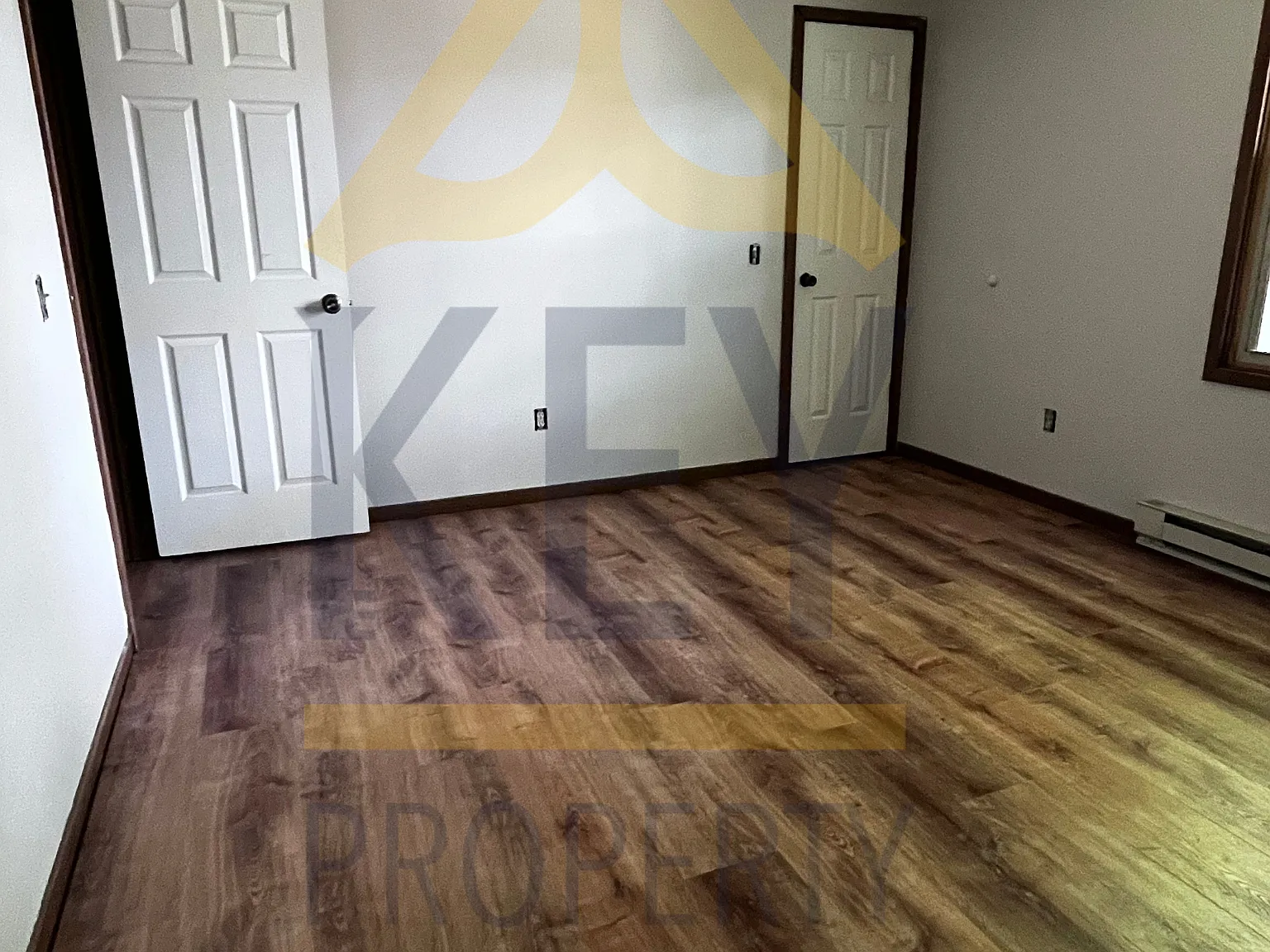 493 Hollenbeck St - 1 — Photo 4