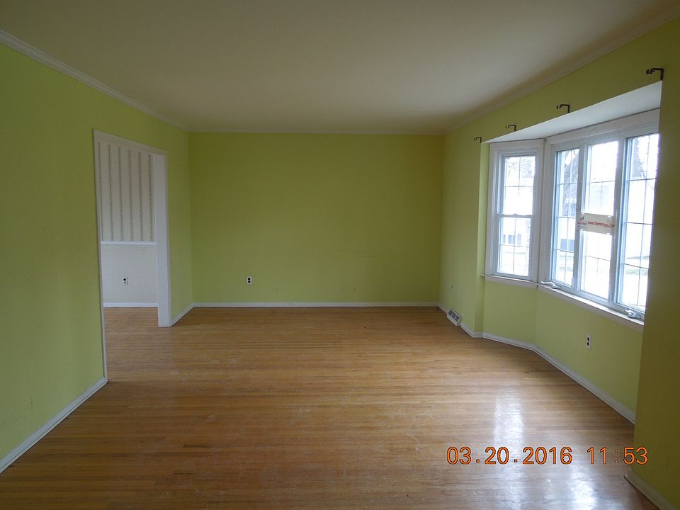 2nd image of 803 Causez Ave