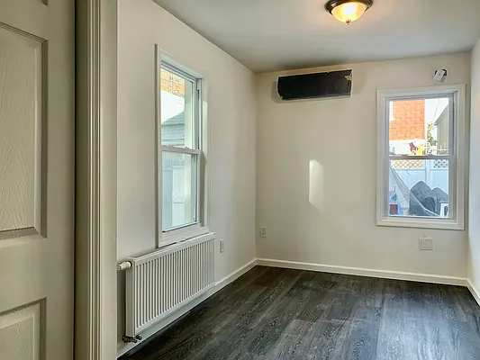 Rented by Compass | media 9