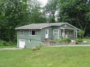 16 Ridge Hill Rd, Sturbridge, MA 01566