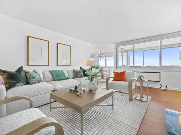 1 Strawberry Hill Avenue APT 16B, Stamford, CT 06902