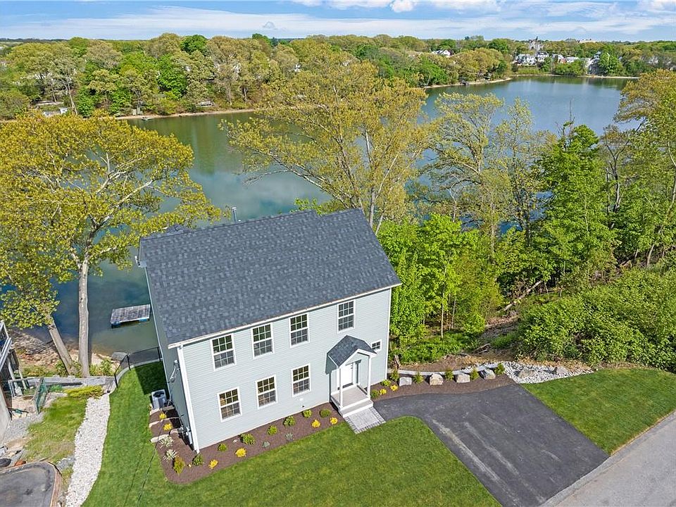 1st image of 36 Boulevard Ave