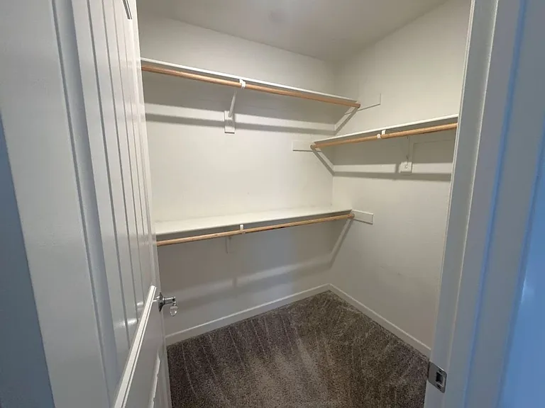 1014 W Buttercup Ln — Photo 29