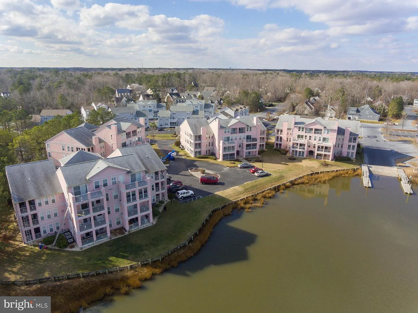 7705 Yacht Club Dr #322 photo 1