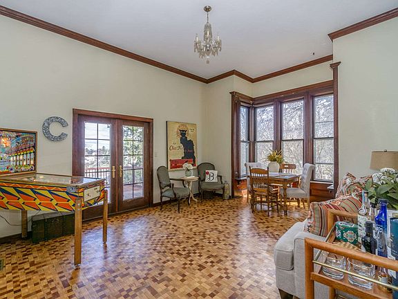 5th image of 240 SE Pioneer Way
