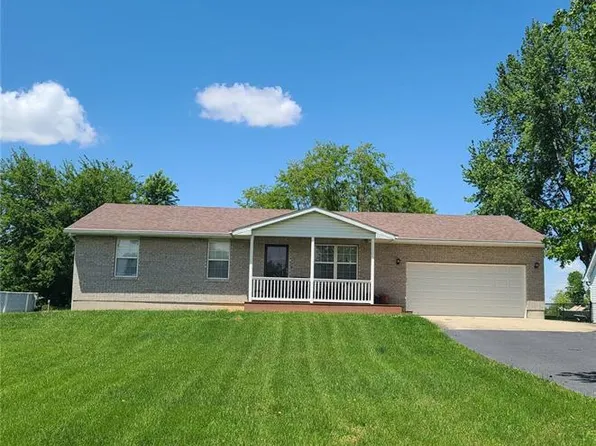 1231 Bahamas Dr, Edwardsville, IL 62025