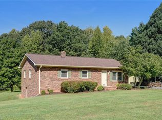 130 Harbor Rd, Reidsville, NC 27320