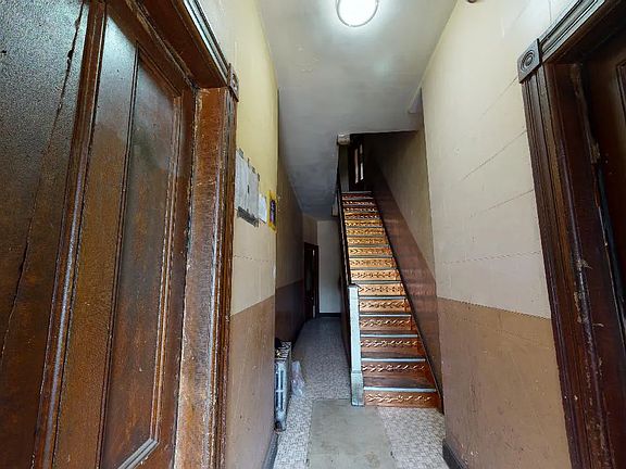5th image of 152 N 10th St #8