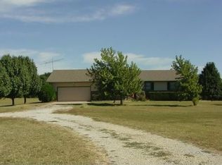 10414 S 97th St W, Clearwater, KS 67026