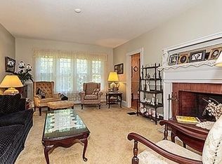 93 Green St, Fairhaven, MA 02719