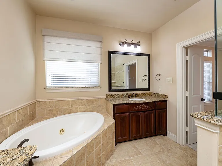 7914 Bishop Rd — Photo 21