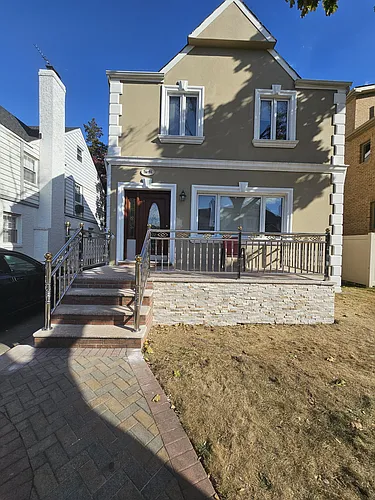 7651 174th St Photo 1