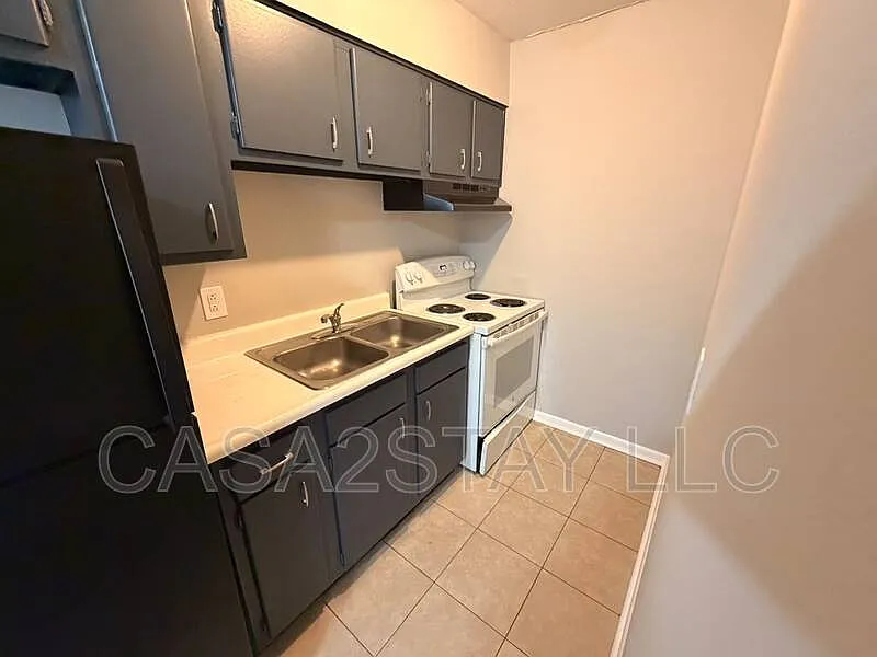 1 bed, 1.0 bath, $675 — Photo 1