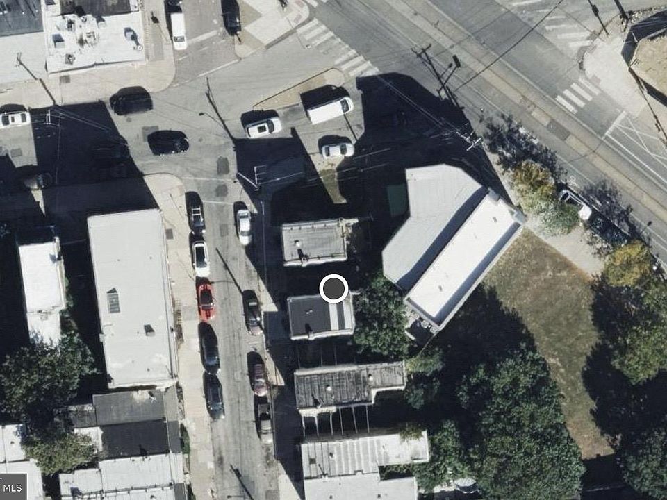 2nd image of 897 N 45th St