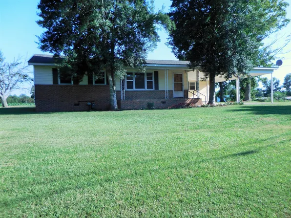 702 Ardmore Hwy, Taft, TN 38488